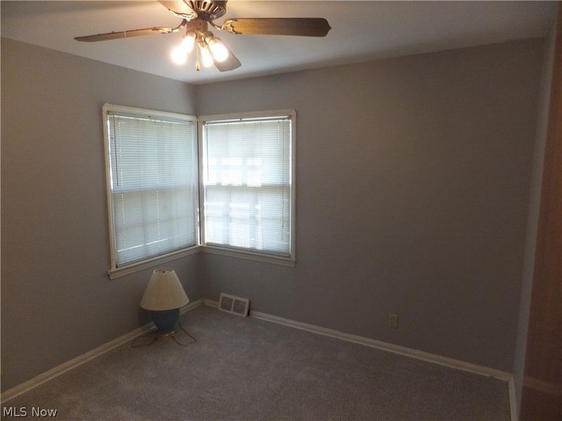 12929 W Pleasant Valley Road, Parma, OH 44129 Photo 7
