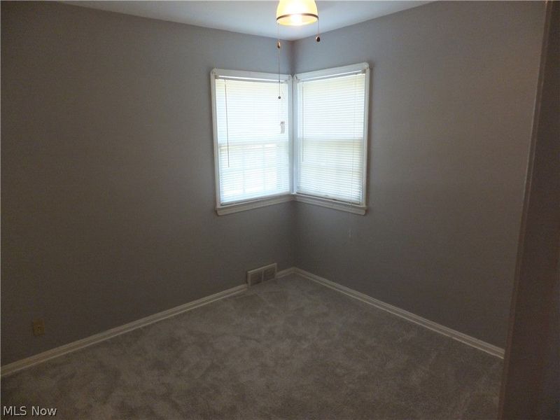 12929 W Pleasant Valley Road, Parma, OH 44129 Photo 8