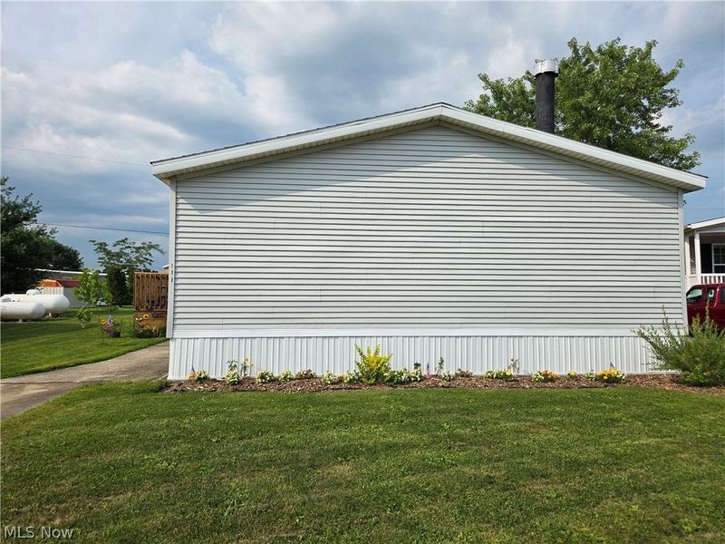 10039 State Route 700, Unit 111, Mantua, OH 44255 Photo 4