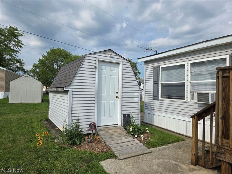 10039 State Route 700, Unit 111, Mantua, OH 44255 Photo 6