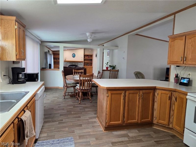 10039 State Route 700, Unit 111, Mantua, OH 44255 Photo 9