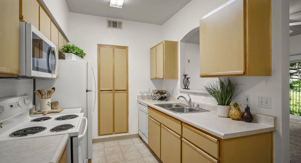 6850 Sharlands Avenue, Unit # 1107, Reno, NV 89523 Photo