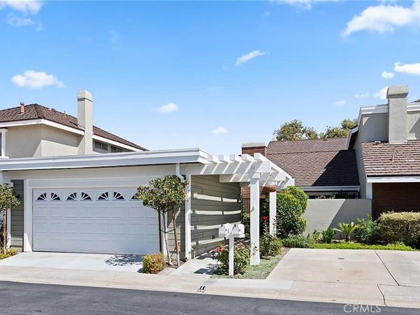 11 Pebblewood , Irvine, CA 92604