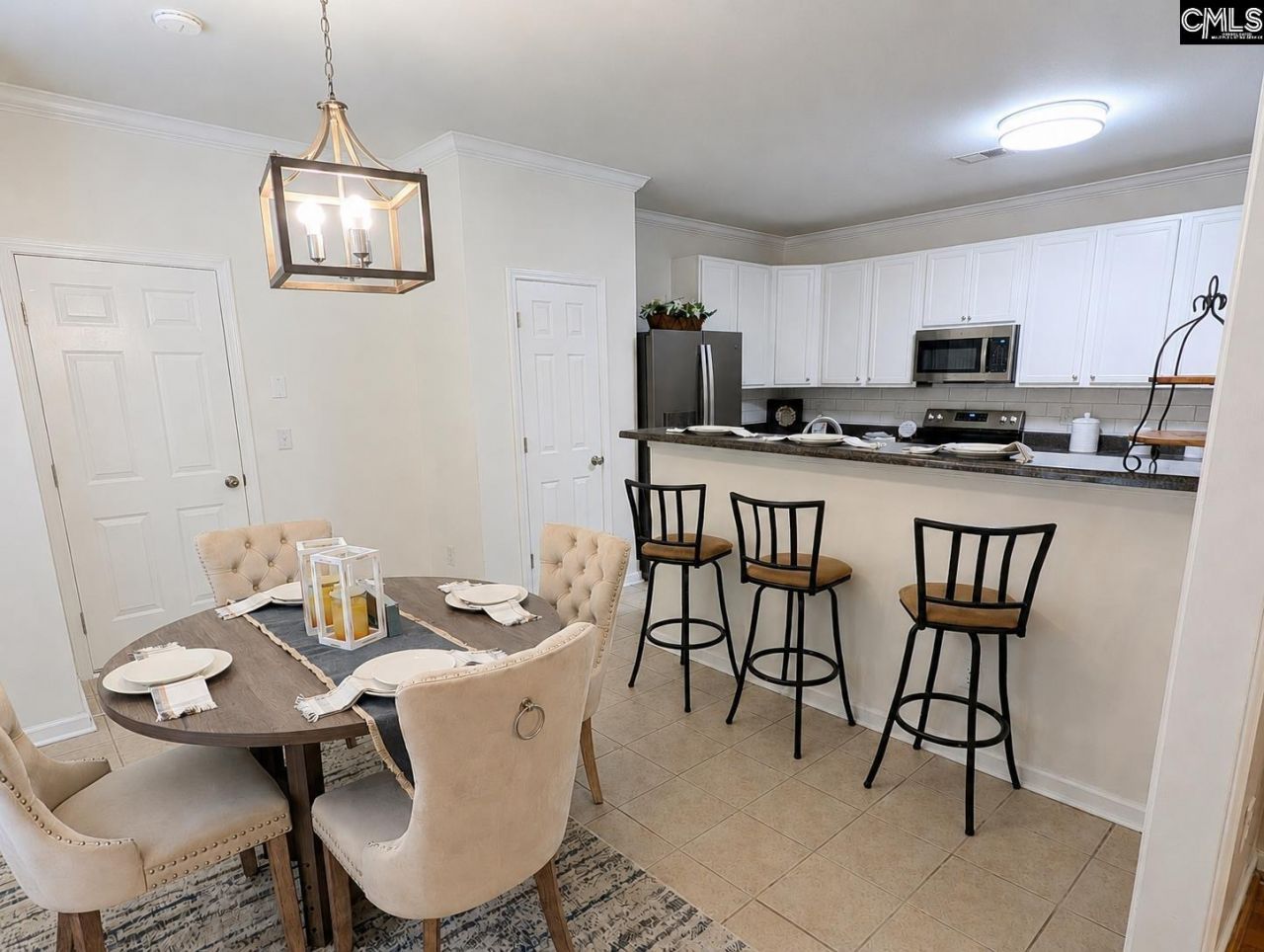 633 Chaterelle Way Photo 17