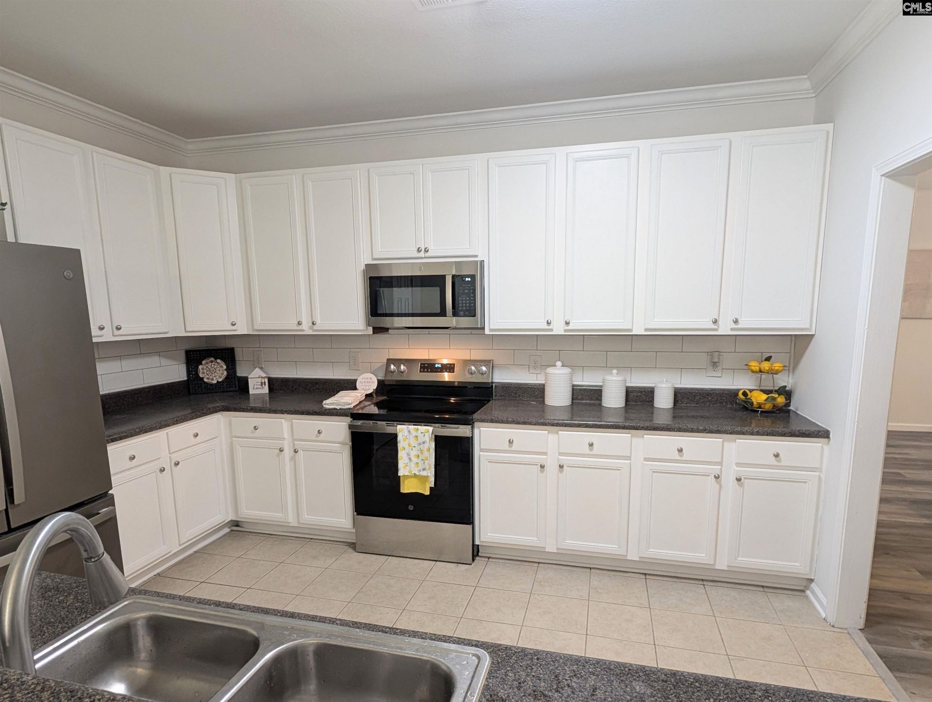 633 Chaterelle Way  Photo 13