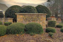 633 Chaterelle Way  photo 4