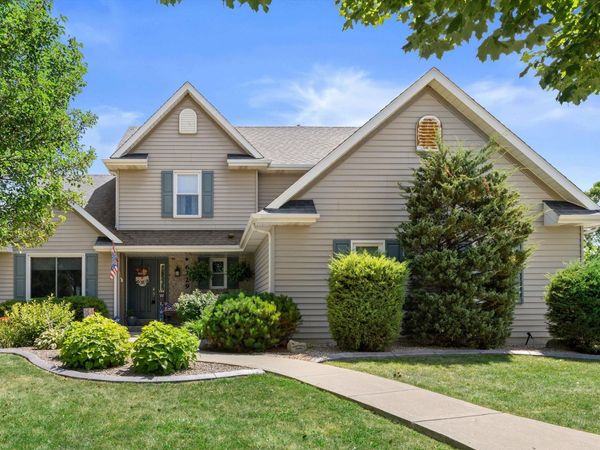 6229 95th Ave, Kenosha, WI 53142