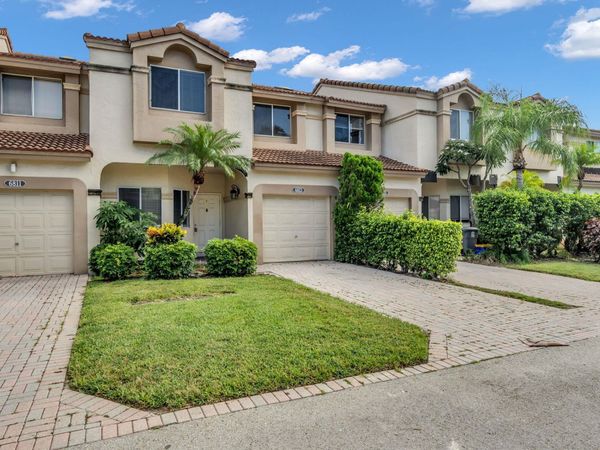 6813 VIA REGINA, Boca Raton, FL 33433