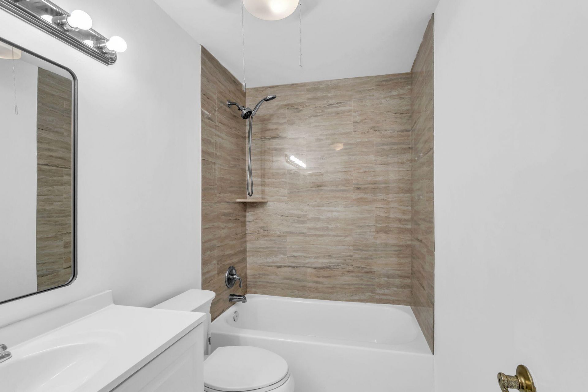 6813 Via Regina, Boca Raton, FL 33433 Photo