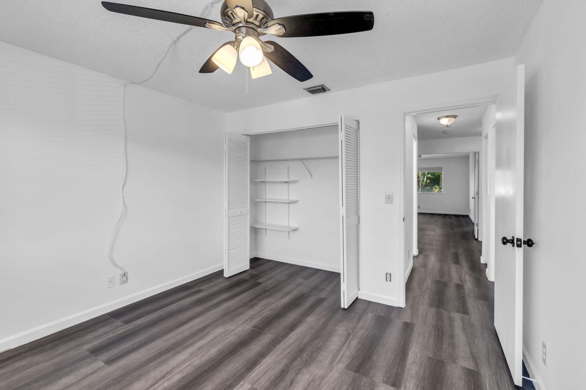 6813 Via Regina, Boca Raton, FL 33433 Photo