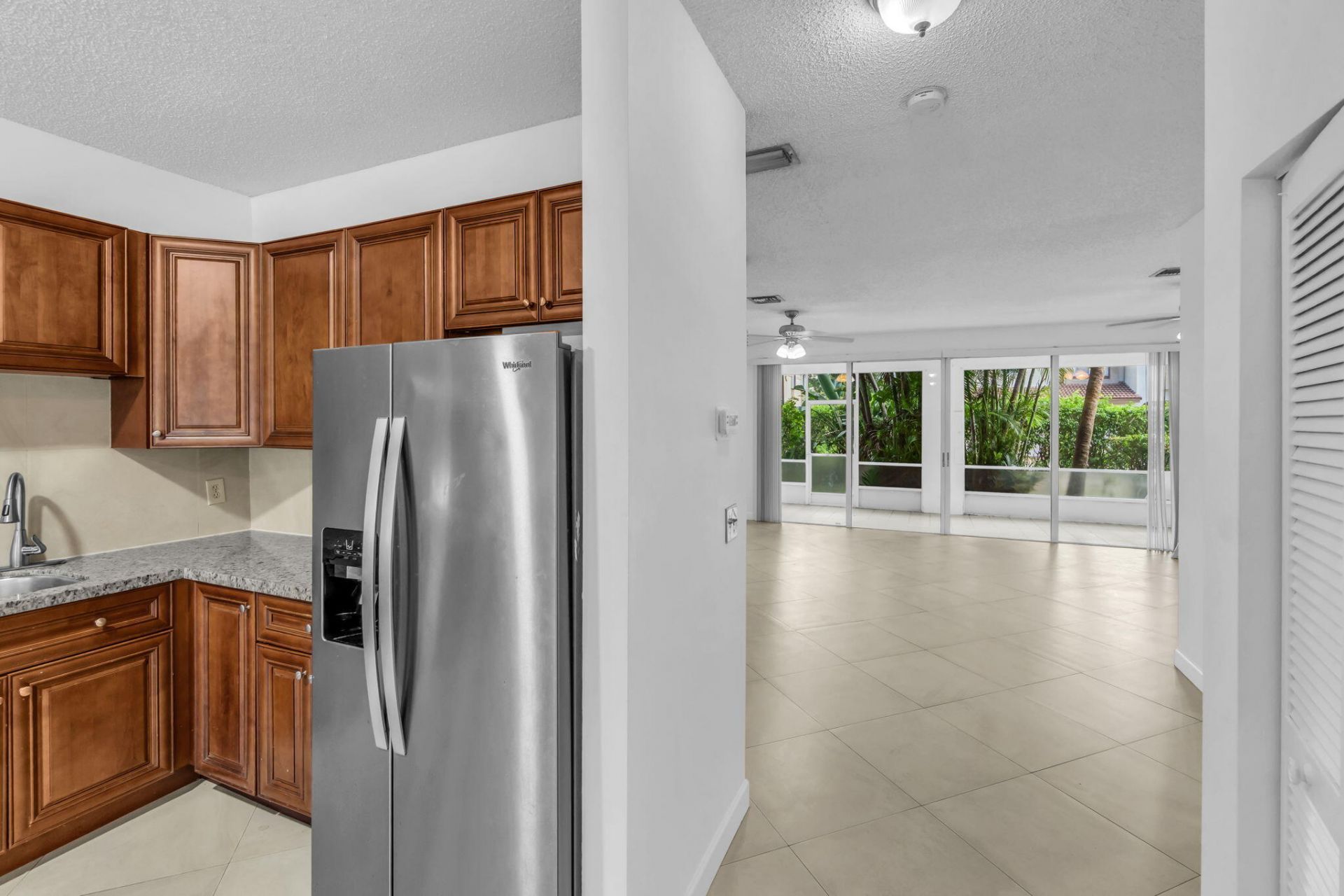 6813 Via Regina, Boca Raton, FL 33433 Photo