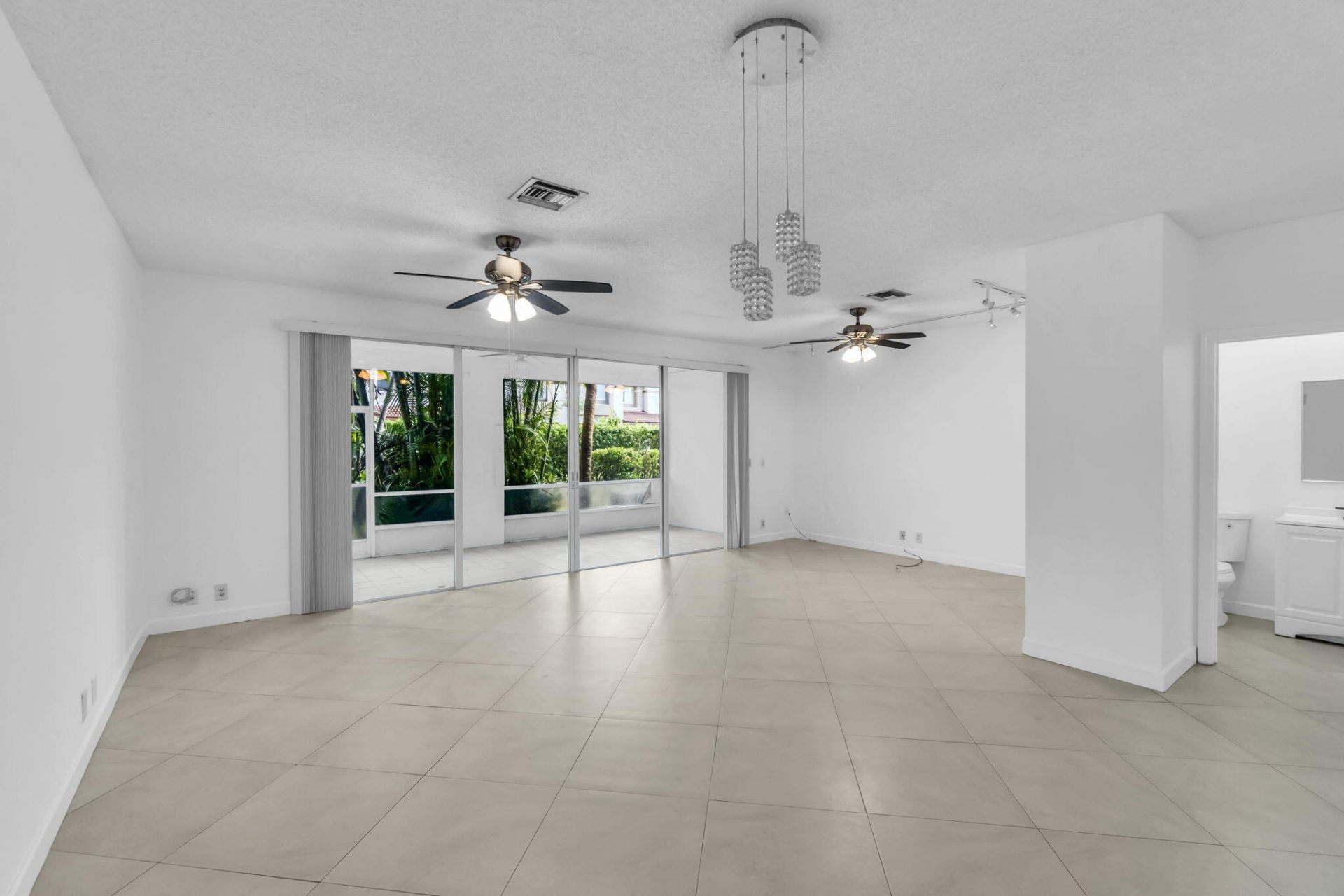 6813 Via Regina, Boca Raton, FL 33433 Photo