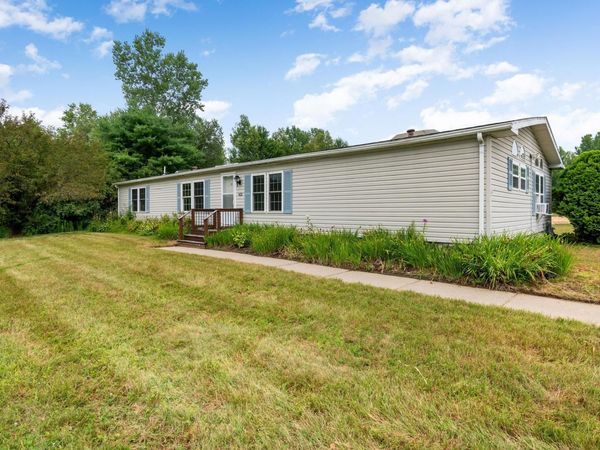 425 Mountain View Road, Williston, VT 05495