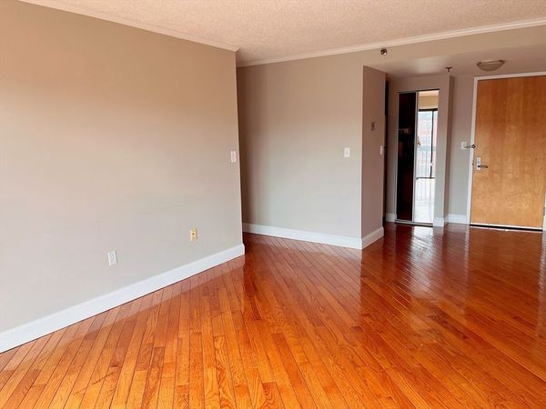 15 N Beacon St, Unit 417, Boston, MA 02134