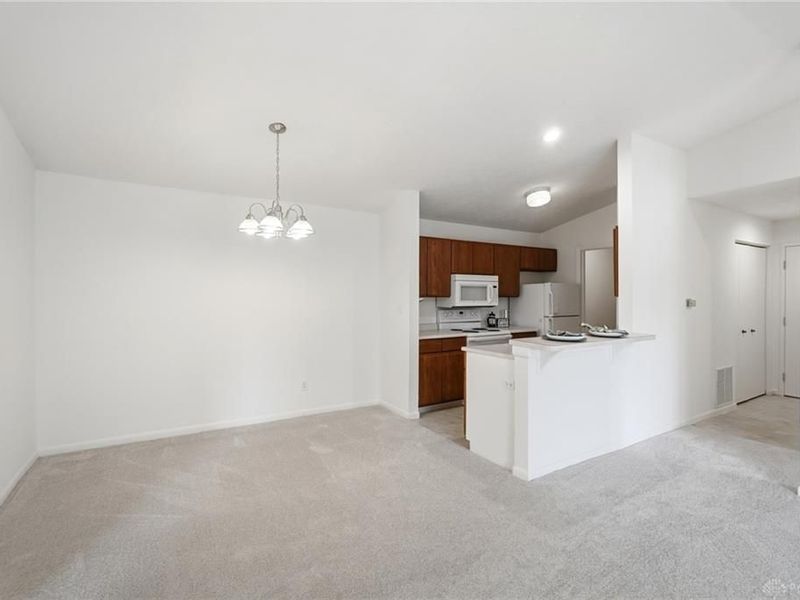 1420 Lake Pointe Way, Centerville, OH 45459 Photo 13