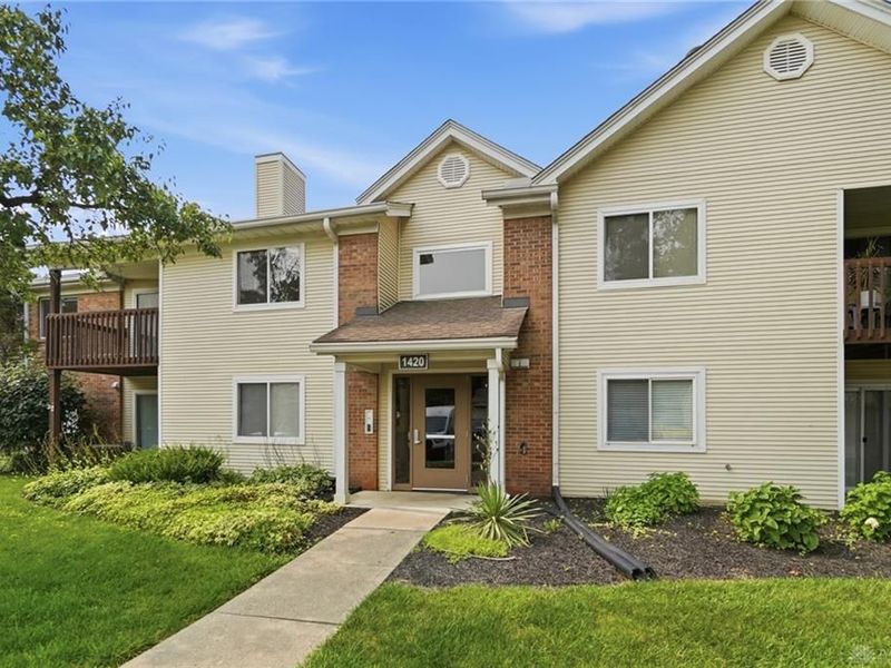 1420 Lake Pointe Way, Centerville, OH 45459 Photo 4