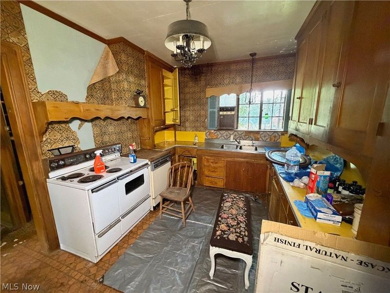946 Park Boulevard W, East Liverpool, OH 43920 Photo 16