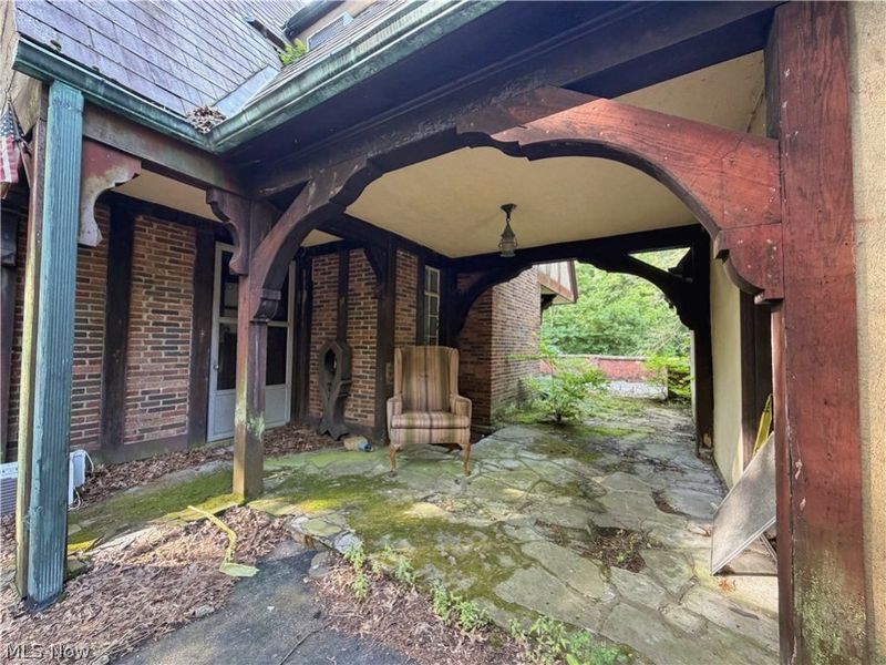 946 Park Boulevard W, East Liverpool, OH 43920 Photo 5