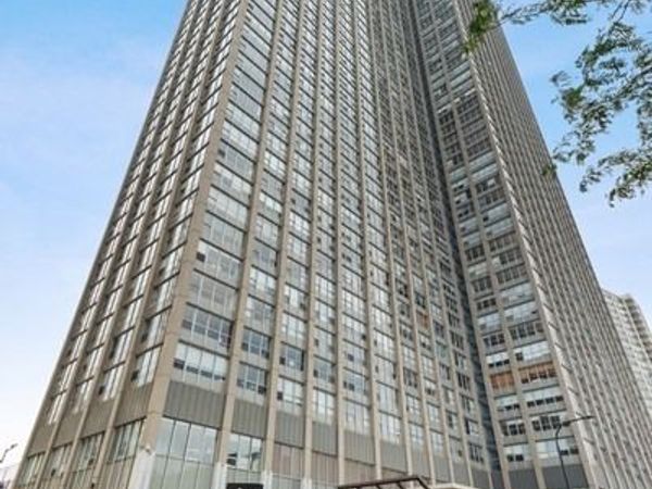 655 W IRVING PARK Road , Unit 1813, Chicago, IL 60613