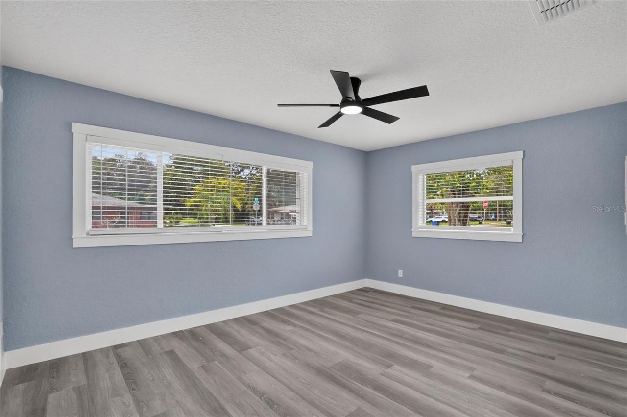 2700 12th Street S, Saint Petersburg, FL 33705 Photo
