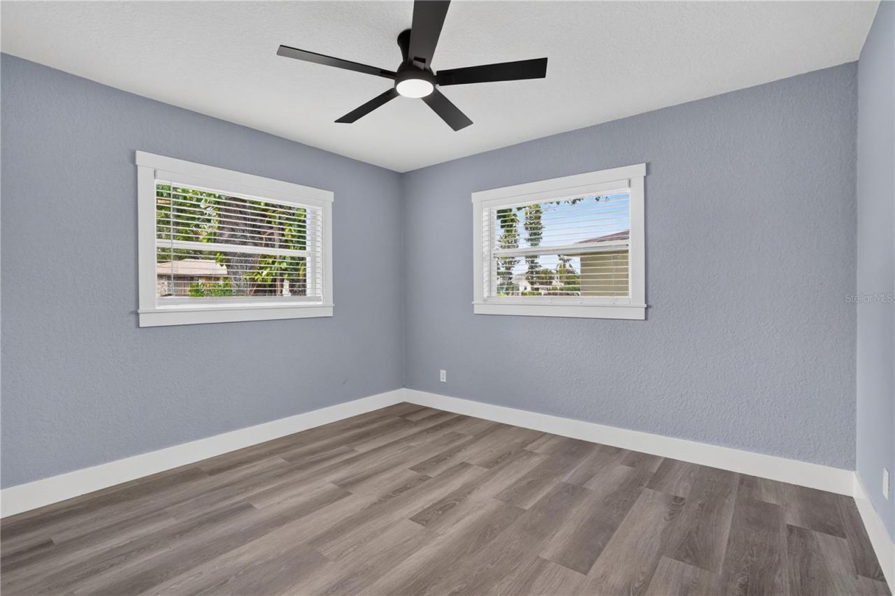 2700 12th Street S, Saint Petersburg, FL 33705 Photo
