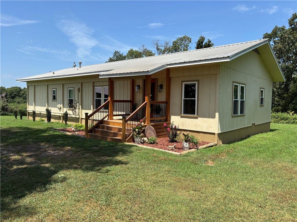 2830 Madison 8350, Huntsville, AR 72740 Main Photo