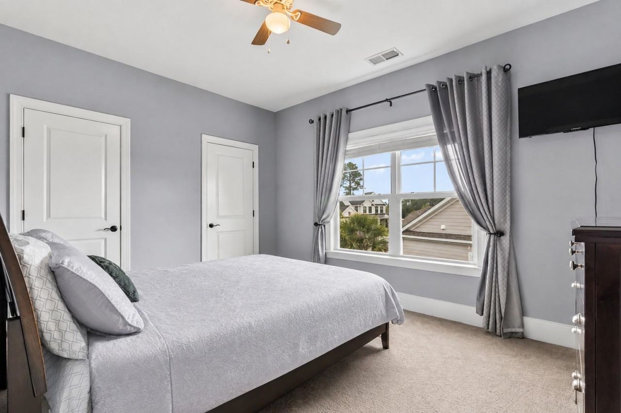 586 Indigo Bay Circle Photo 17