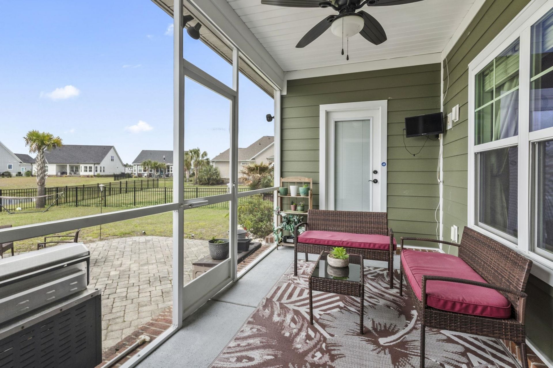 586 Indigo Bay Circle Photo 23