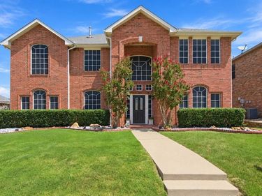 5225 Merced Drive, Fort Worth, TX 76137