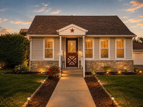 622 Azalea Street SE , DeMotte, IN 46310