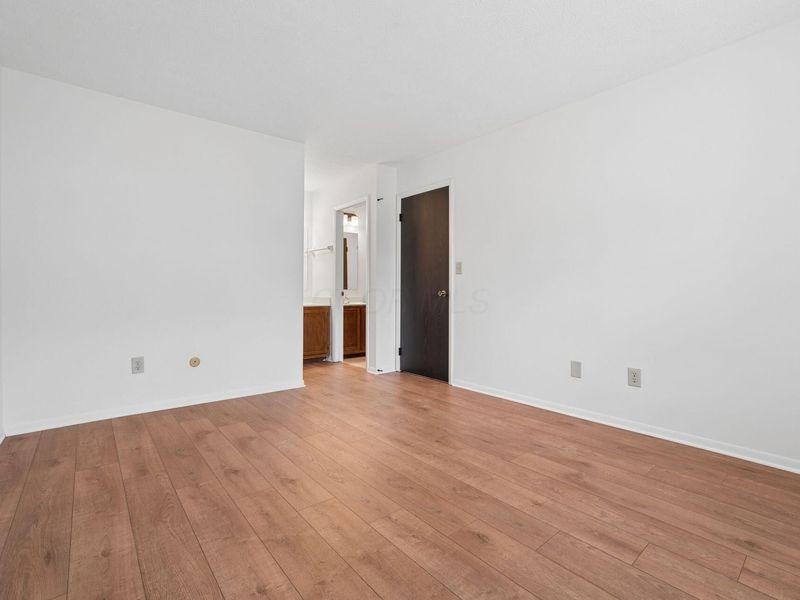 2279 Hedgerow, Unit 2279  C, Columbus, OH 43220 Photo 17