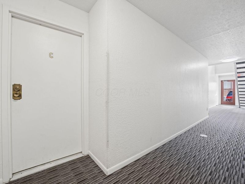 2279 Hedgerow, Unit 2279  C, Columbus, OH 43220 Photo 2