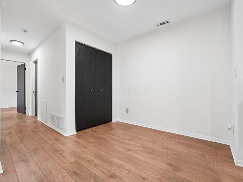 2279 Hedgerow, Unit 2279  C, Columbus, OH 43220 Photo 6
