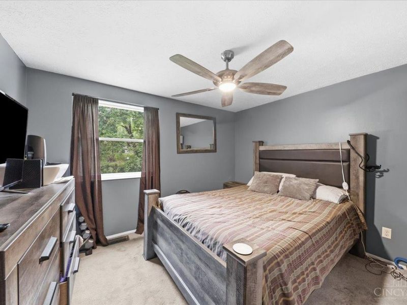 10264 Snowflake Lane, Colerain Township, OH 45251 Photo 13