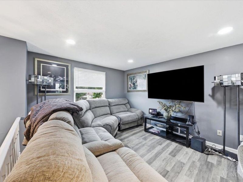 10264 Snowflake Lane, Colerain Township, OH 45251 Photo 3