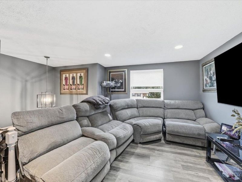 10264 Snowflake Lane, Colerain Township, OH 45251 Photo 4