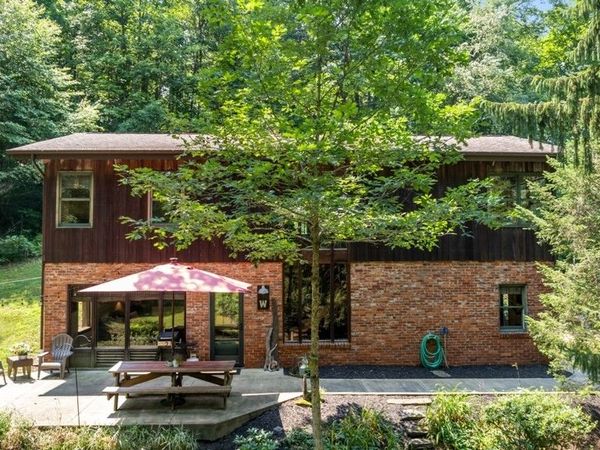 4294 Hardins Run Road, New Cumberland, WV 26047