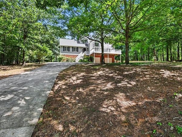 816 Crystal Bay Drive , Denton, NC 27239