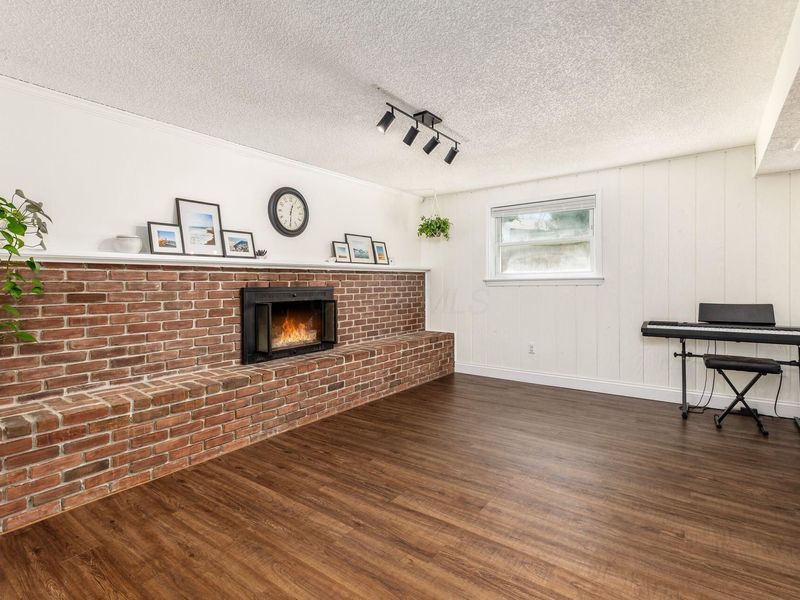 2039 Fincastle Court, Columbus, OH 43235 Photo 14