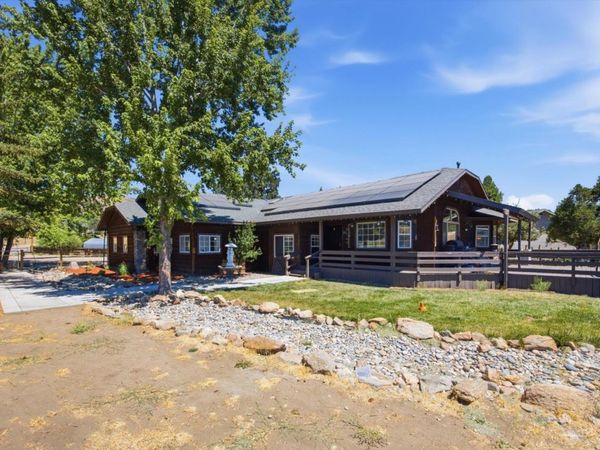 21801 Old Town Road, Tehachapi, CA 93561