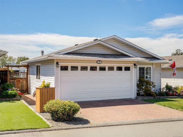 19 Eagle Lane , View Royal, BC V9A 7M2