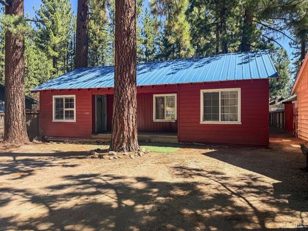 1129 Martin Avenue, South Lake Tahoe, CA 96150