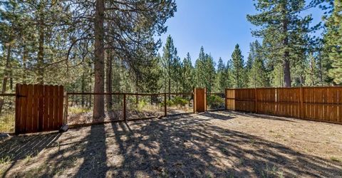 1725 Arrowhead Avenue, South Lake Tahoe, CA 96150 Photo