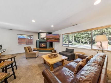 1725 Arrowhead Avenue, South Lake Tahoe, CA 96150 Photo