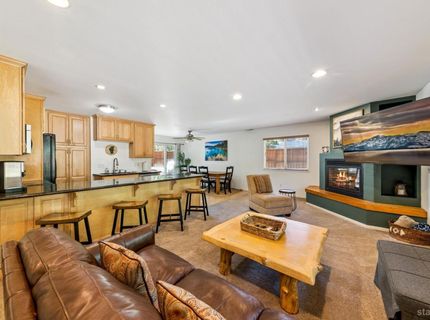 1725 Arrowhead Avenue, South Lake Tahoe, CA 96150 Photo