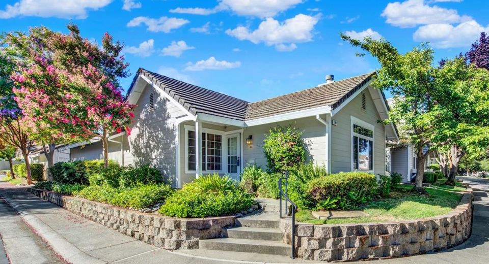 101 Brightstone Cir, Folsom, CA 95630 Photo