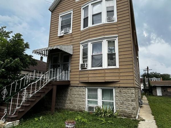 4555 S Francisco Avenue , Chicago, IL 60632