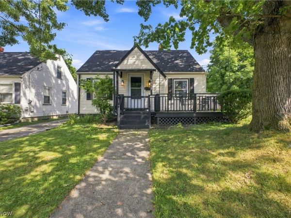 1315 Edgehill Avenue SE, Warren, OH 44484