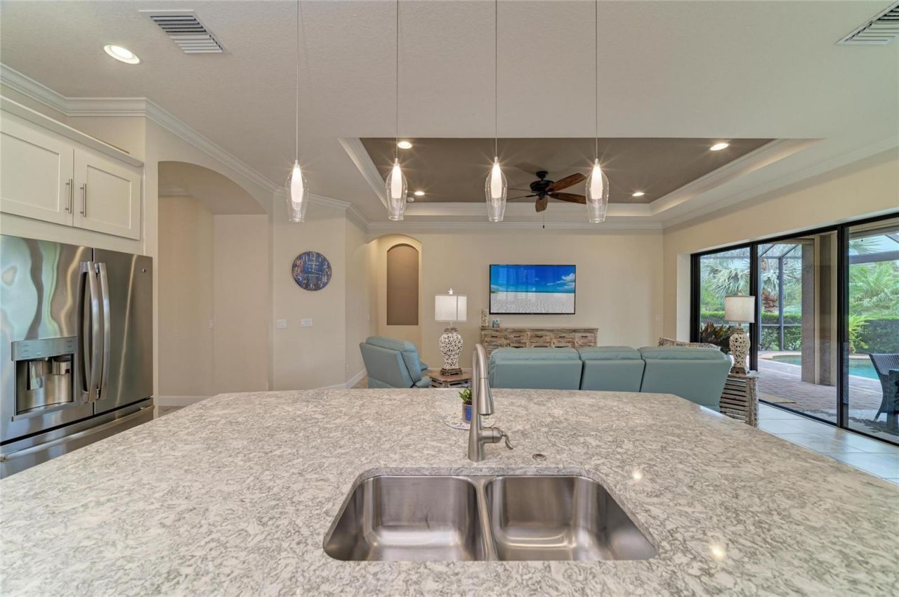 13321 Sorrento Way, Bradenton, FL 34211 Photo