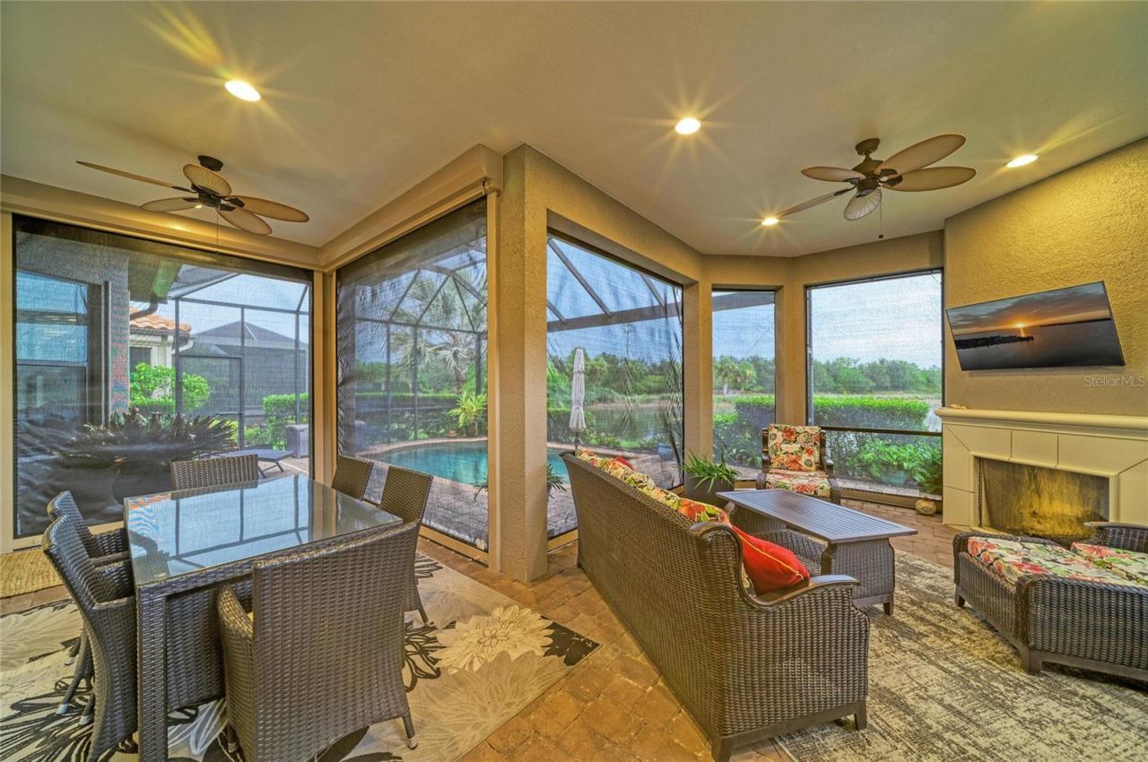 13321 Sorrento Way, Bradenton, FL 34211 Photo